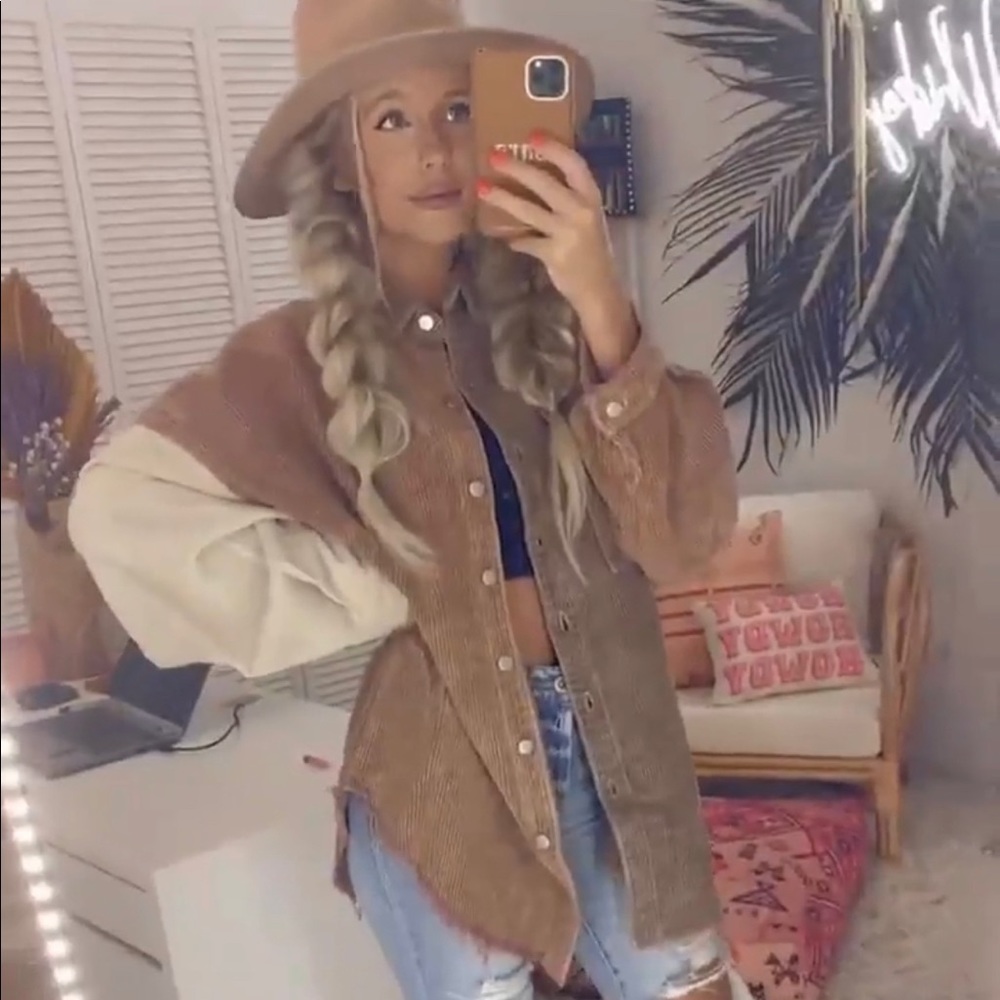 Corduroy teddy bear shacket